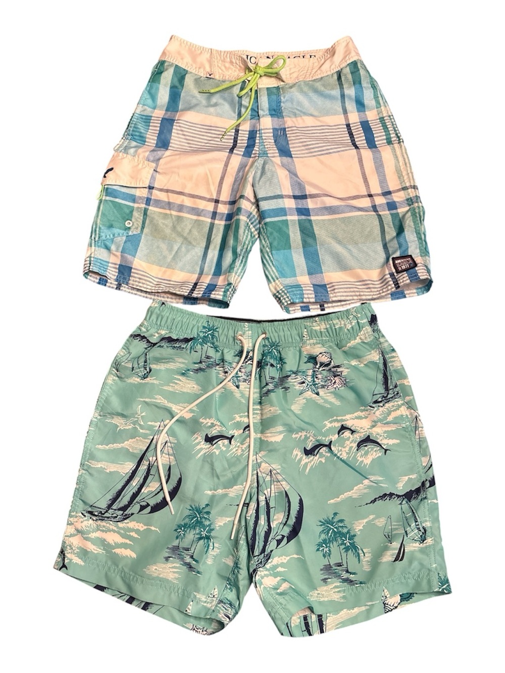 American Eagle & Nautica men’s swim trunks / shorts lot of 2 Size S